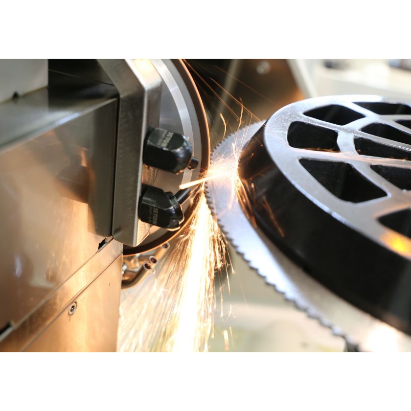HSS Saw Blade Sharpening
